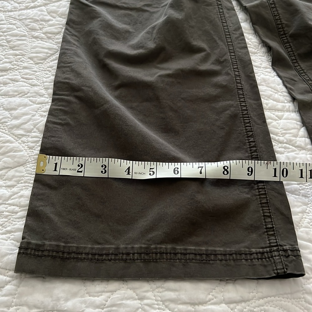 Courtenay Cargo Pants Women’s Size 12. - Picture 14 of 15